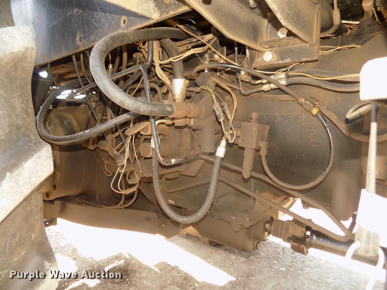 image for item DD2762 1987 Case IH 3594 MFWD tractor