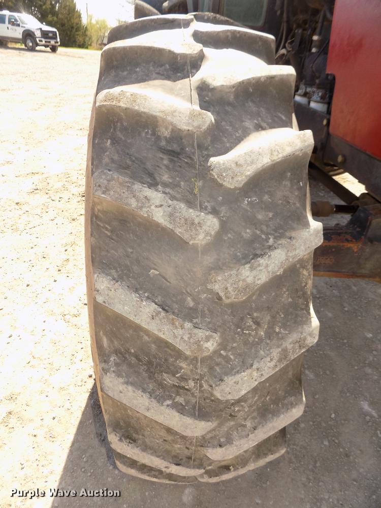 image for item DD2762 1987 Case IH 3594 MFWD tractor