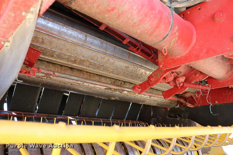 image for item DD4235 2009 New Holland BR7090 round baler