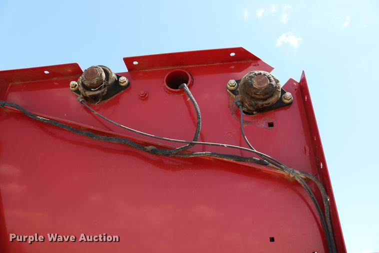 image for item DD4235 2009 New Holland BR7090 round baler