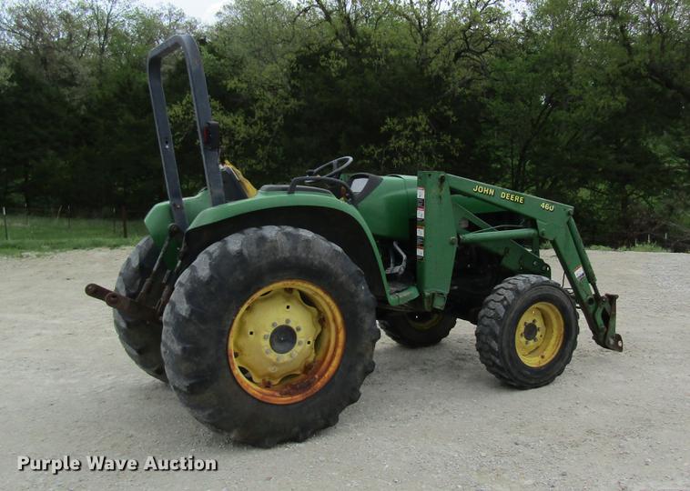 image for item DD8423 2000 John Deere 4600 tractor