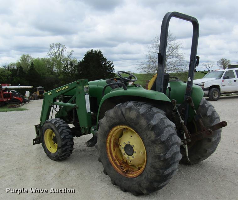 image for item DD8423 2000 John Deere 4600 tractor