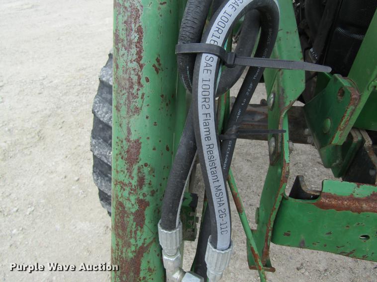 image for item DD8423 2000 John Deere 4600 tractor