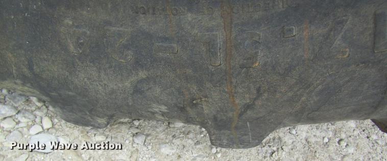 image for item DD8423 2000 John Deere 4600 tractor