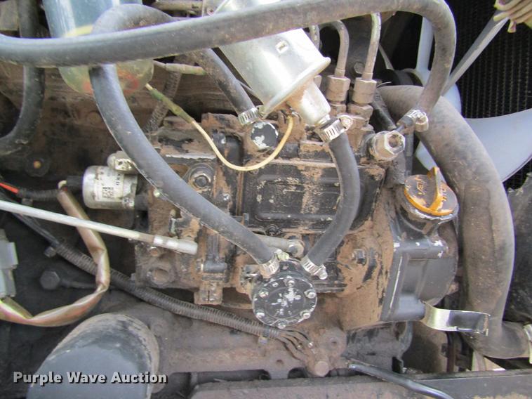 image for item DD8423 2000 John Deere 4600 tractor