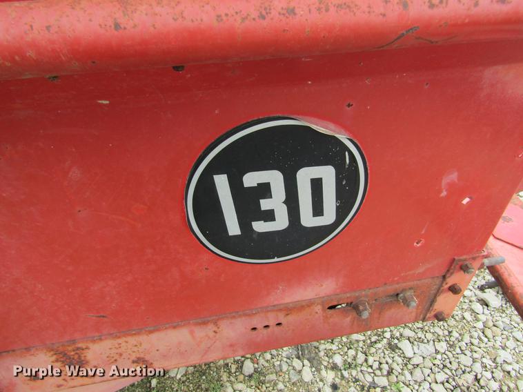 image for item DD8424 Massey Ferguson 130 manure spreader