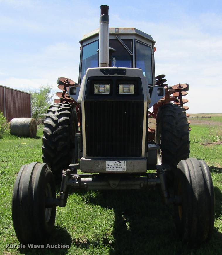 image for item DD8784 1987 White 2-155 Series 3 tractor