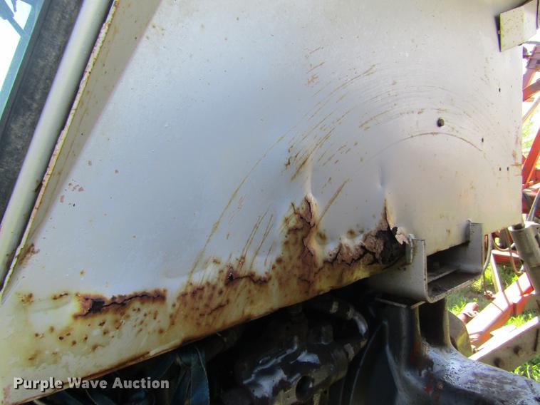 image for item DD8784 1987 White 2-155 Series 3 tractor