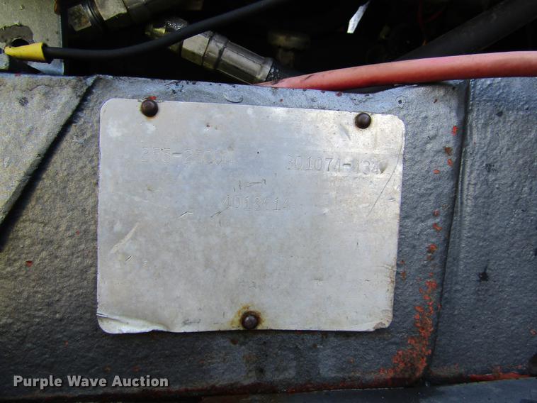 image for item DD8784 1987 White 2-155 Series 3 tractor