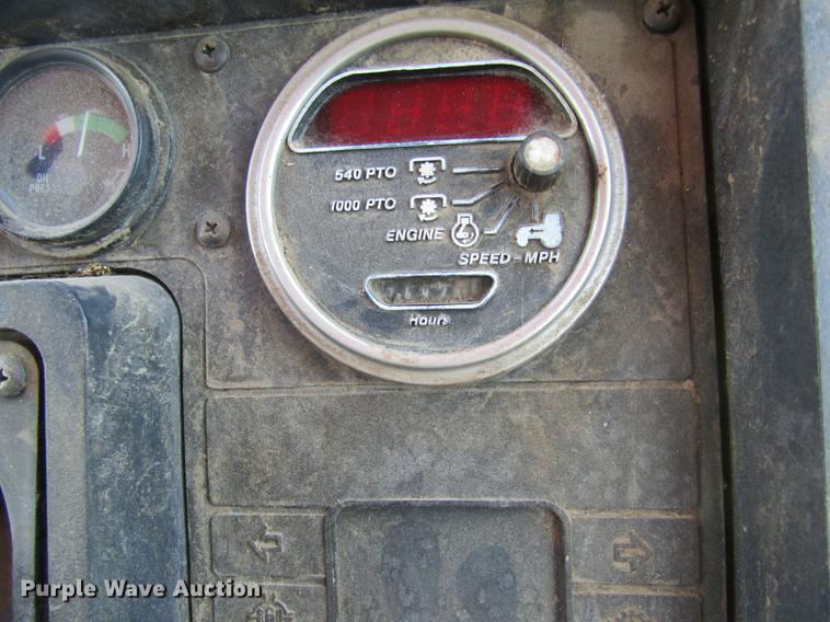 image for item DD8784 1987 White 2-155 Series 3 tractor