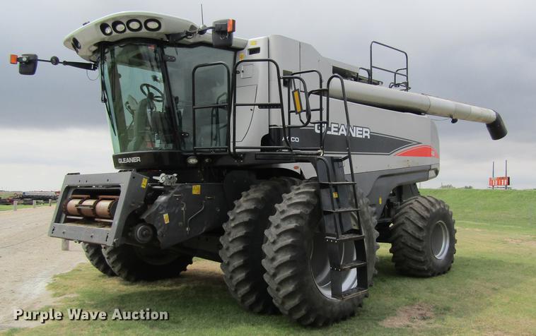 image for item DD8816 2009 Gleaner A86 combine