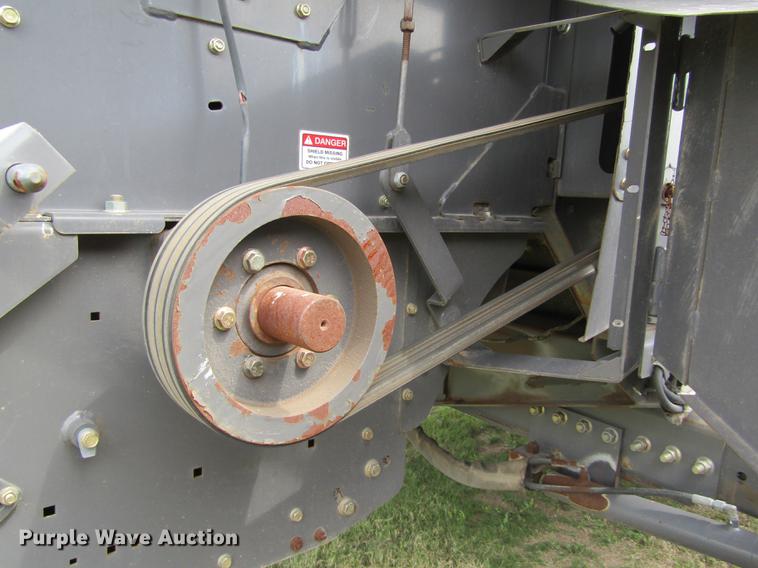 image for item DD8816 2009 Gleaner A86 combine