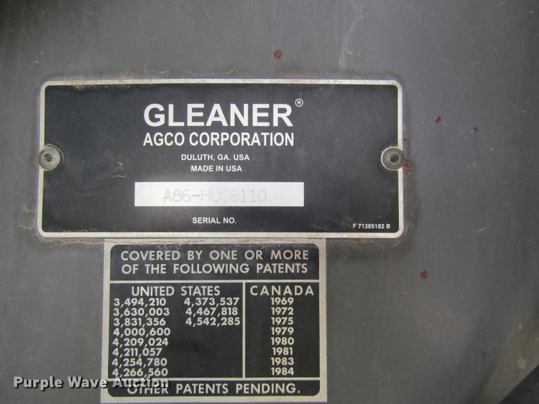 image for item DD8816 2009 Gleaner A86 combine