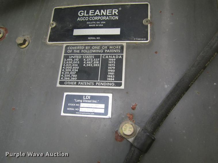 image for item DD8816 2009 Gleaner A86 combine