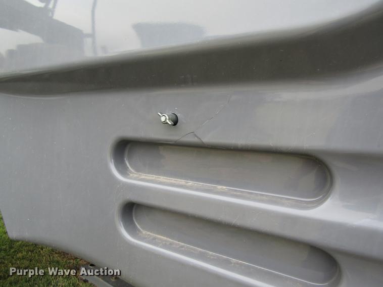 image for item DD8816 2009 Gleaner A86 combine