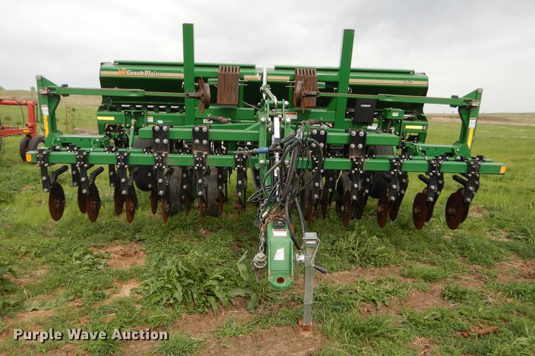 image for item DE1663 Great Plains CPH-1510 Solid Stand grain drill