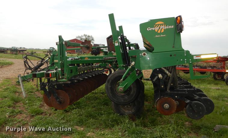 image for item DE1663 Great Plains CPH-1510 Solid Stand grain drill