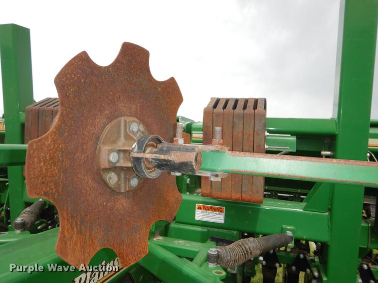 image for item DE1663 Great Plains CPH-1510 Solid Stand grain drill
