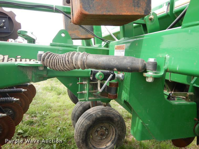 image for item DE1663 Great Plains CPH-1510 Solid Stand grain drill