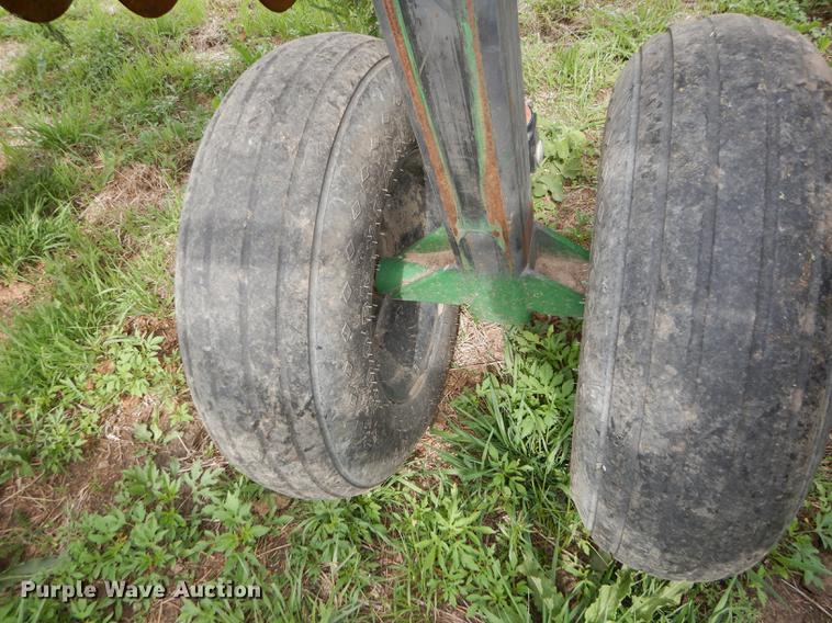 image for item DE1663 Great Plains CPH-1510 Solid Stand grain drill