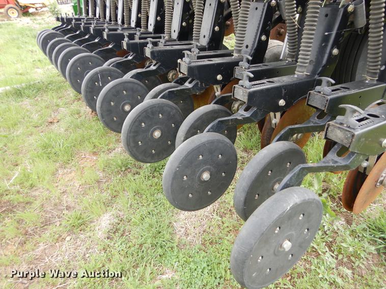 image for item DE1663 Great Plains CPH-1510 Solid Stand grain drill