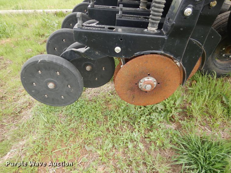 image for item DE1663 Great Plains CPH-1510 Solid Stand grain drill