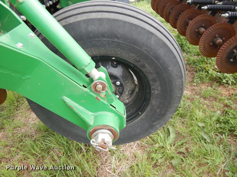 image for item DE1663 Great Plains CPH-1510 Solid Stand grain drill