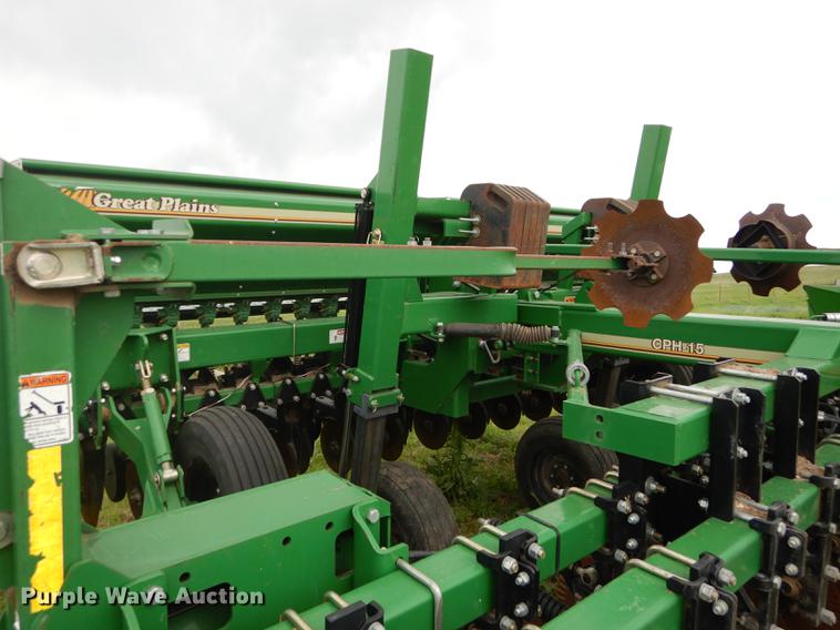 image for item DE1663 Great Plains CPH-1510 Solid Stand grain drill