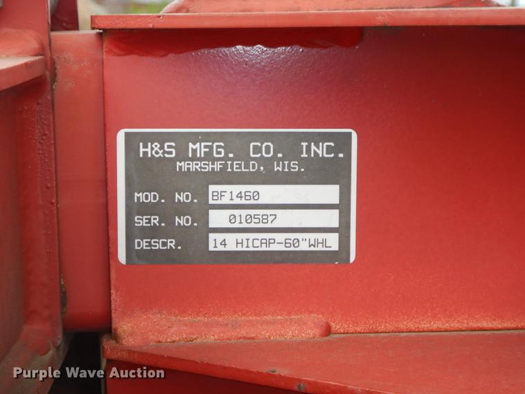 image for item DE1664 H&S 1460/1660 hi-capacity hay rake