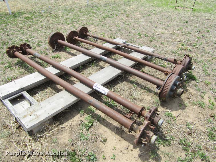 Trailer house axles in Dodge City, KS Item DE6791 sold Purple Wave