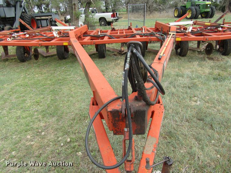 image for item DE6793 Richardson 7X5 sweep plow