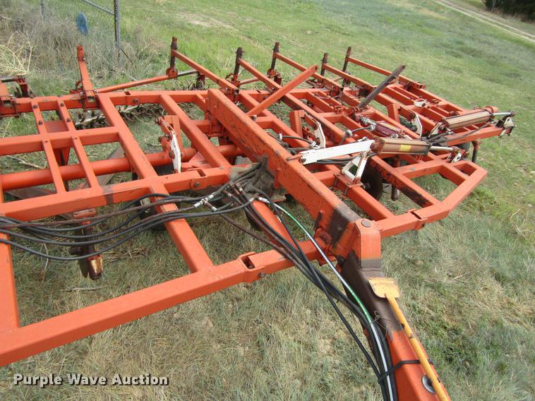 image for item DE6793 Richardson 7X5 sweep plow
