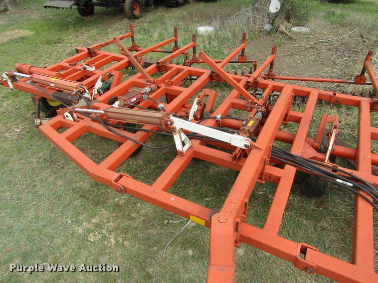 image for item DE6793 Richardson 7X5 sweep plow