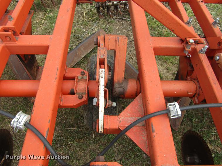 image for item DE6793 Richardson 7X5 sweep plow