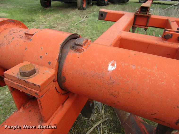 image for item DE6793 Richardson 7X5 sweep plow