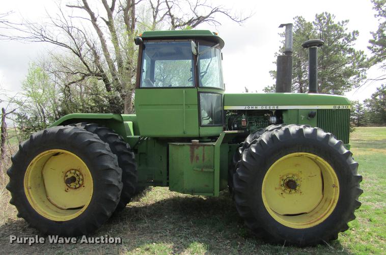 image for item DE6794 1976 John Deere 8430 4WD tractor