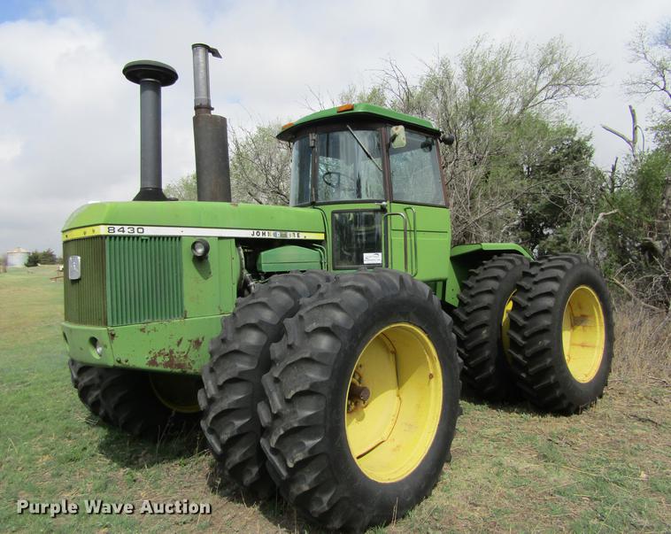 image for item DE6794 1976 John Deere 8430 4WD tractor