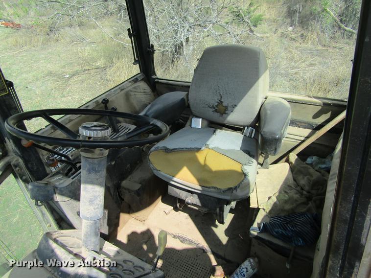 image for item DE6794 1976 John Deere 8430 4WD tractor