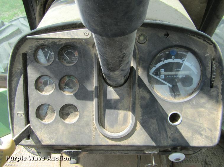 image for item DE6794 1976 John Deere 8430 4WD tractor