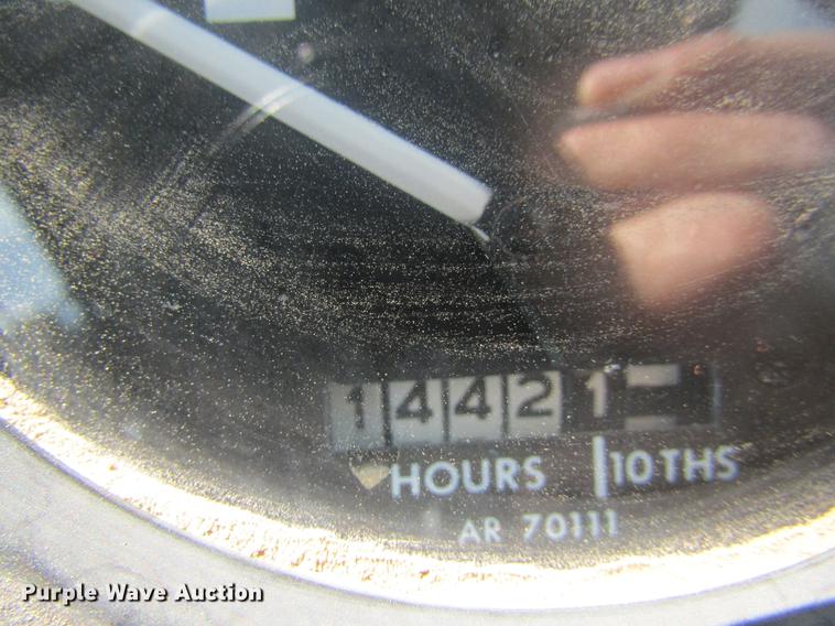 image for item DE6794 1976 John Deere 8430 4WD tractor