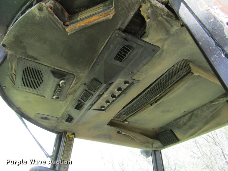 image for item DE6794 1976 John Deere 8430 4WD tractor