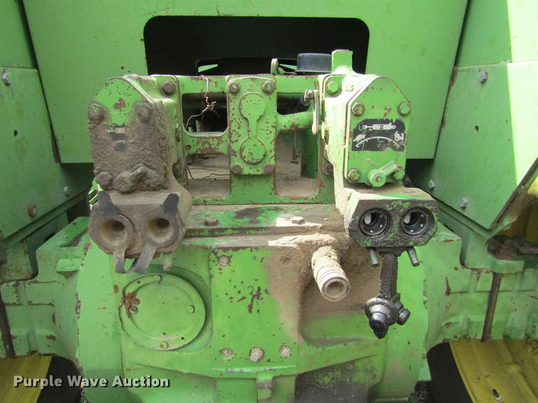 image for item DE6794 1976 John Deere 8430 4WD tractor