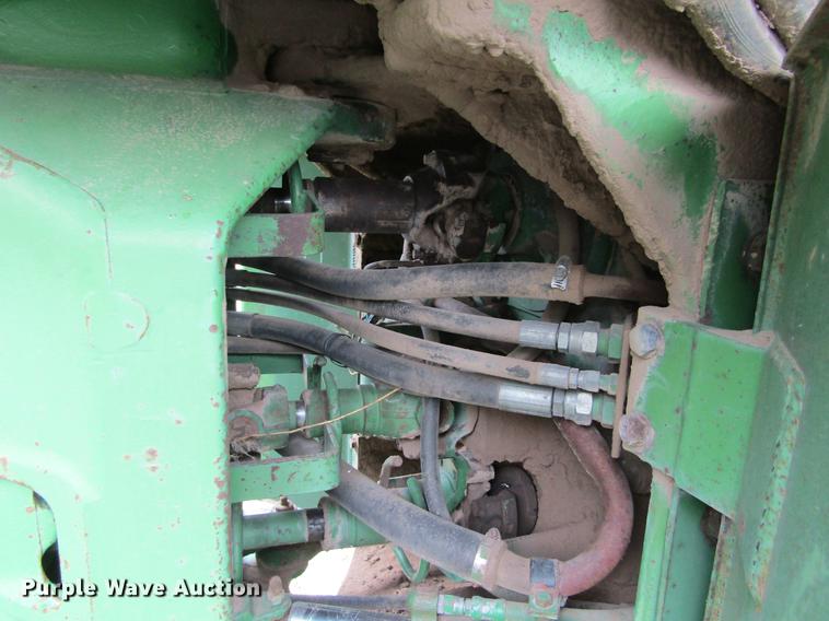 image for item DE6794 1976 John Deere 8430 4WD tractor