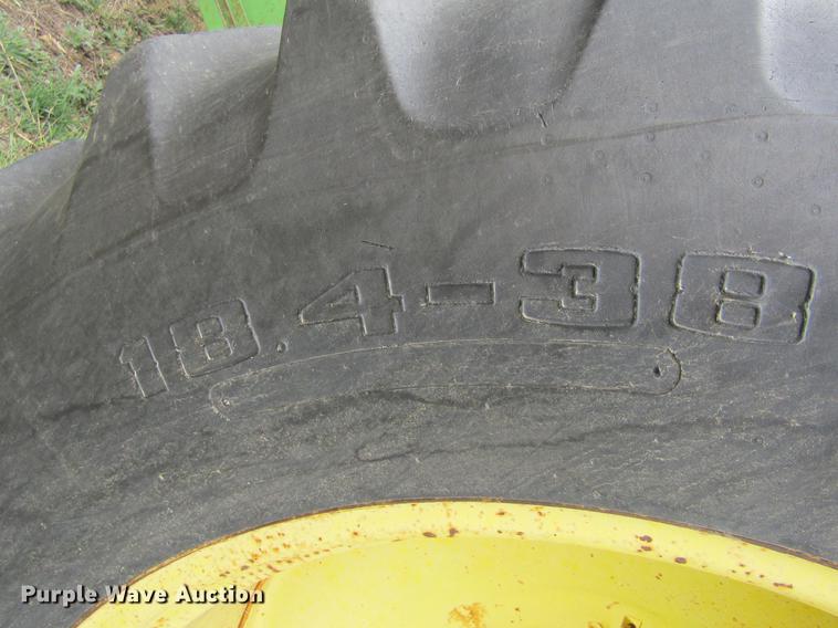 image for item DE6794 1976 John Deere 8430 4WD tractor