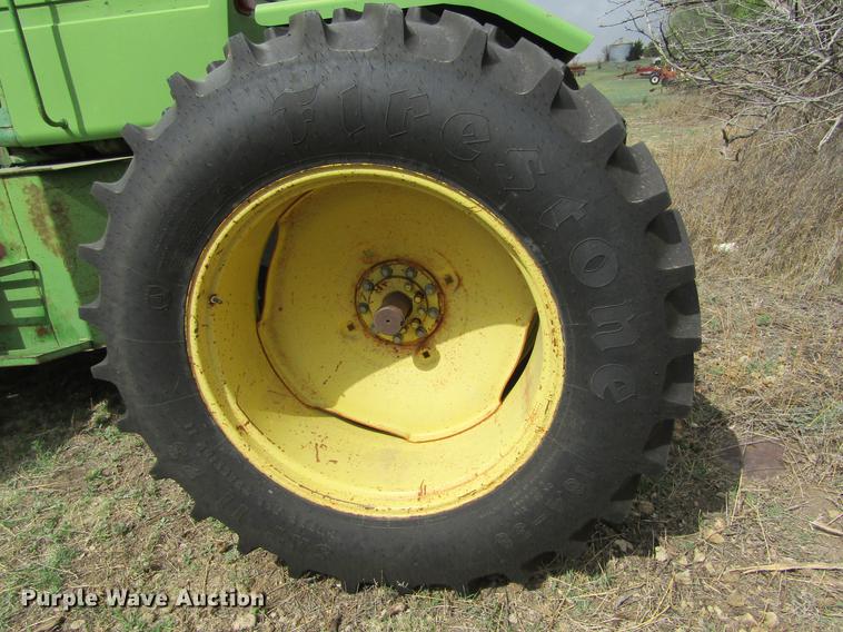 image for item DE6794 1976 John Deere 8430 4WD tractor