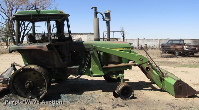 image for item DE6817 1976 John Deere 4430 tractor