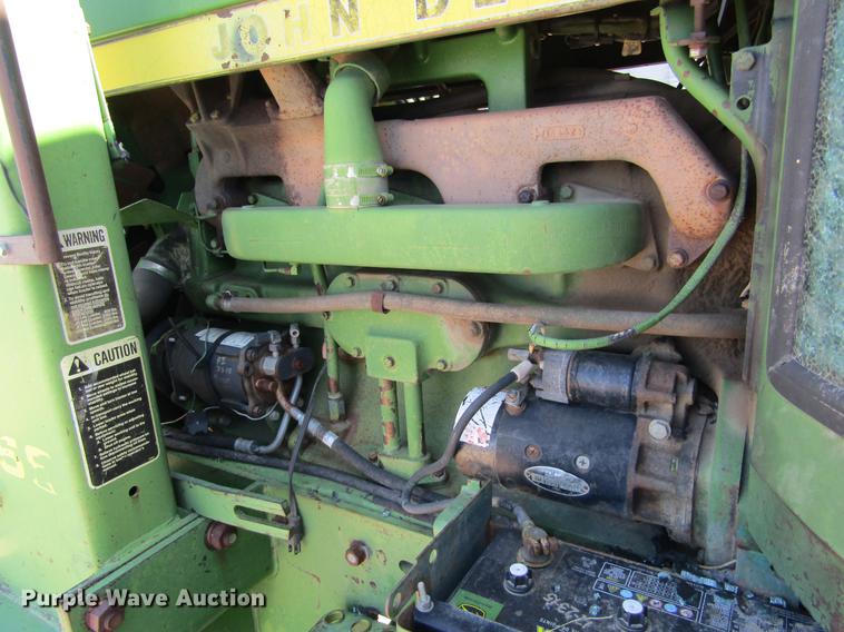 image for item DE6817 1976 John Deere 4430 tractor