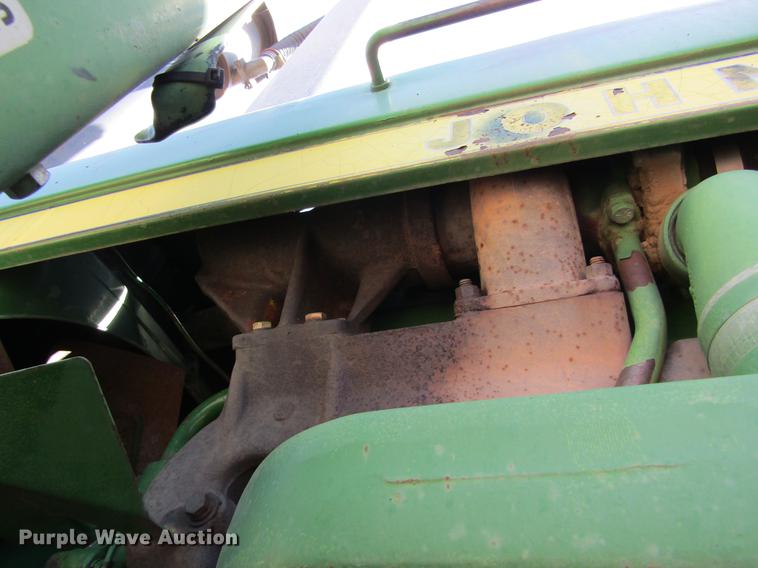 image for item DE6817 1976 John Deere 4430 tractor