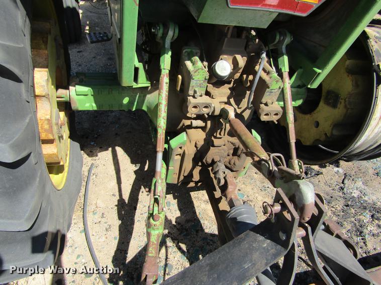 image for item DE6817 1976 John Deere 4430 tractor