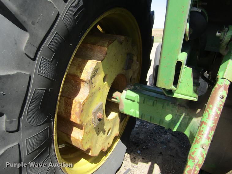 image for item DE6817 1976 John Deere 4430 tractor